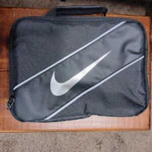 Nike insulated lunchbox/ lunch tote bag